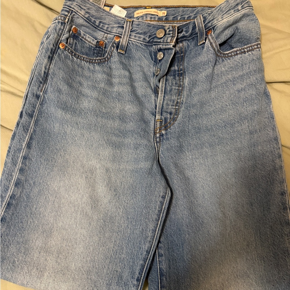 Levi's Women's Straight Leg Jeans - Classic Blue